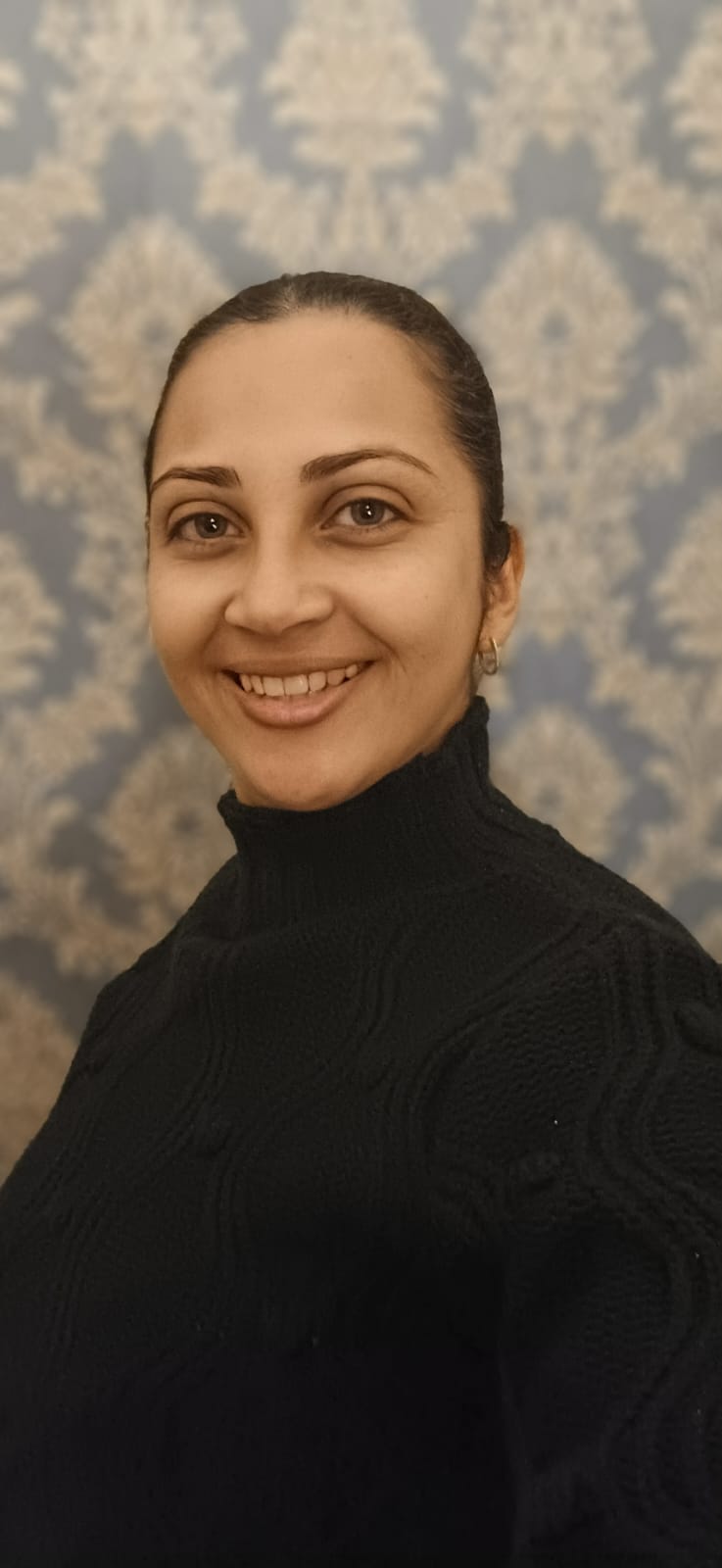 Ariane Santos - Nail Designer